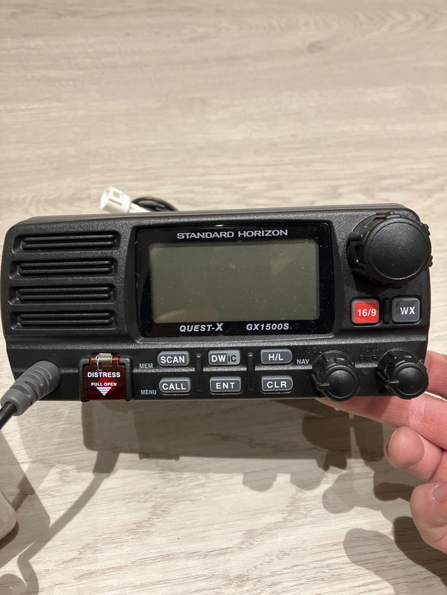 VHF Marine Radio with remote mic unit in General Electronics in City of Toronto - Image 2