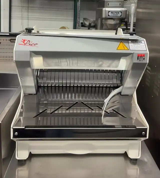 RESTAURANT EQUIPMENT ONLINE AUCTION DEC 8TH@4PM@LIQUIDATORZ.COM in Industrial Kitchen Supplies in City of Toronto - Image 6