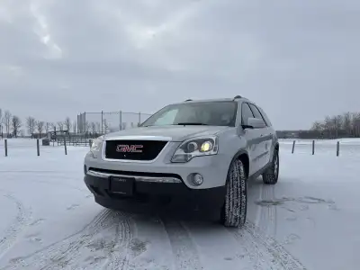 Key info: • Body has around 260–270k km • Replacement engine has 168k km (was swapped in recently) •...