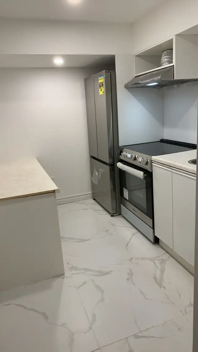 North York 401/404 single bedroom for rent in Room Rentals & Roommates in City of Toronto - Image 4