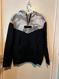 MENS MEDIUM TEES&SWEATERS(NIKE/ADIDAS/HOLLISTER/ECT