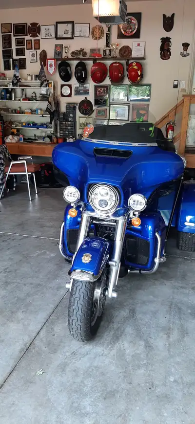 Trike with heated handle grips. Like New Condition, dealer serviced, garage stored.