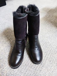 Auabo Dark brown leather and fur med height boots
