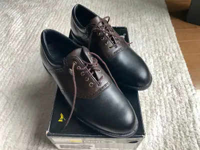Chaussures de golf, View more