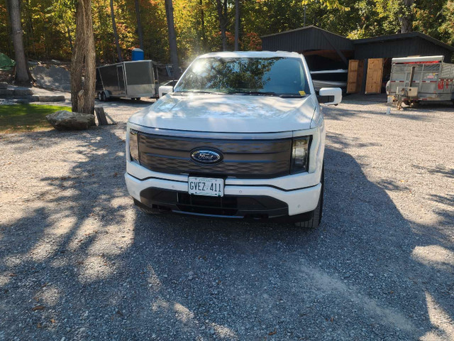 2022 F150 LIGHTNING LARIAT in Cars & Trucks in Kawartha Lakes