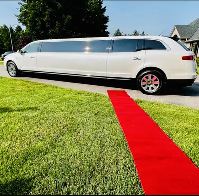 TORONTO CITY TOUR LIMOUSINE-WEDDING DINNER CLUB BIRTHDAY LIMOS, View more