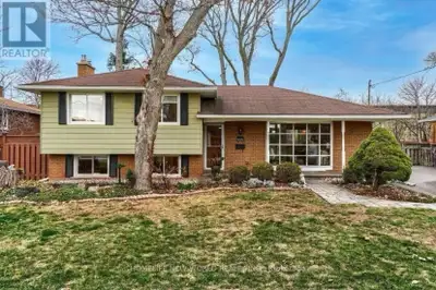 Discover the charm of 2053 Saxon Road, nestled in the heart of Oakville. This delightful home offers...