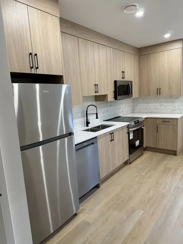 WORKING PROFESSIONALS - 1 BEDROOM BASEMENT AVAILABLE in Ontario in Canada - Image 2