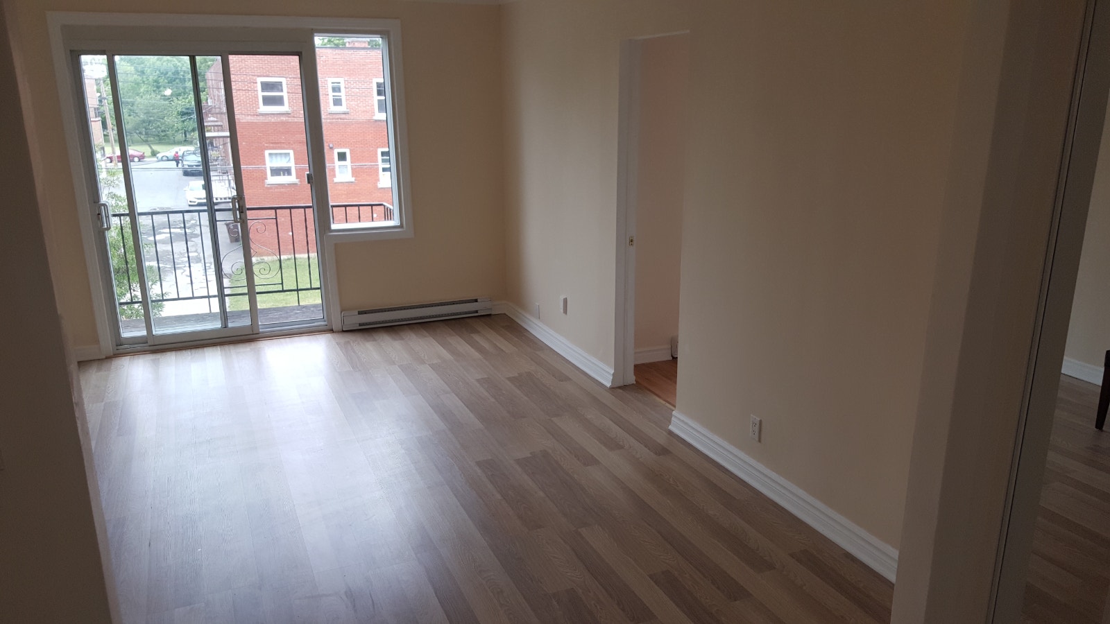 5 1/2 & 4 1/2 for rent — photo 1