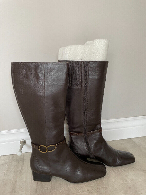 ladies leather boots in Women's - Shoes in City of Halifax