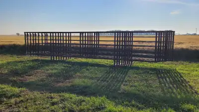 24' Freestanding Panels, View more