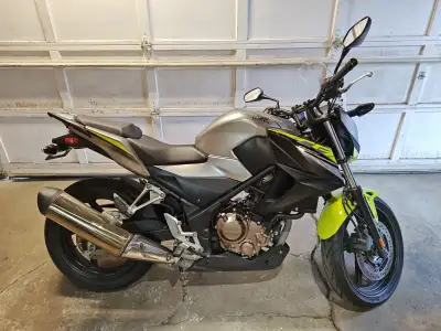 For sale is my 2017 Honda CB300F-ABS 34084km UVIP available Puig windscreen Work done during summer...