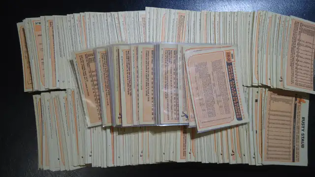 1983 opc baseball card near set  388 out of 396 in Arts & Collectibles in Gatineau - Image 10