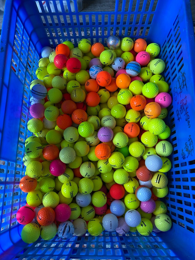 ⛳ 480 balles de golf colorées  dans Golf  à Ville de Québec