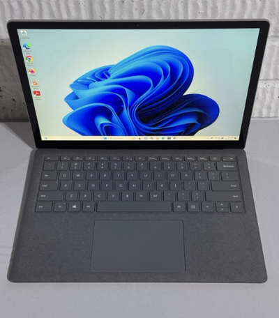 Surface Laptop 3  i7-1065G7 16GB DDR4, 256GB touch Win11, View more