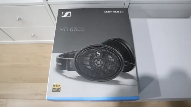 Écouteurs Sennheiser HD660s in Headphones in Longueuil / South Shore - Image 7