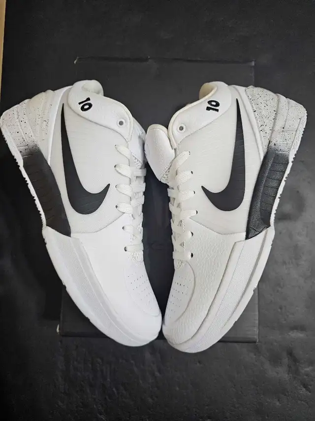 Kobe 4  DeRozan Spurs PE in Men's Shoes in Mississauga / Peel Region - Image 4