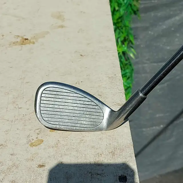 Titleist Accu-Flo 7 Iron (RH) - $27.00 in Golf in Belleville - Image 4
