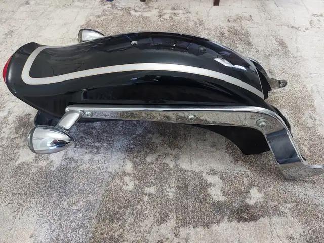 2003 Harley Fatboy Take off parts in Motorcycle Parts & Accessories in Hamilton - Image 5
