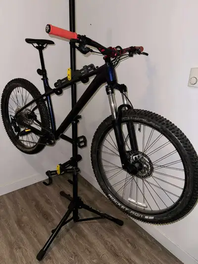 2022 Trek Roscoe 6 (size L, Purple), View more