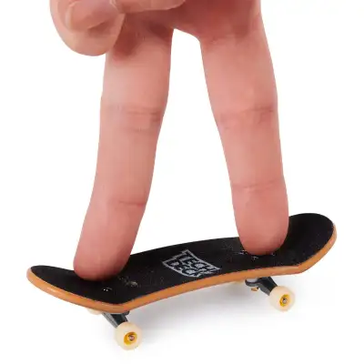 Teck Deck Fingerboard (Mini Skateboard) in good condition. Porch pick up Harmony/Adelaide Oshawa. Ca...