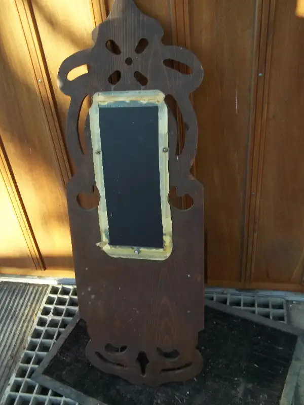 Vintage Mirror Entry Key Holder Mail Small Plant in Home Décor & Accents in Lethbridge - Image 5