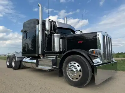 2022 Peterbilt 389 Heavy Spec Sleeper Truck *4 identical units available* Cummins X15 500hp **Two ye...
