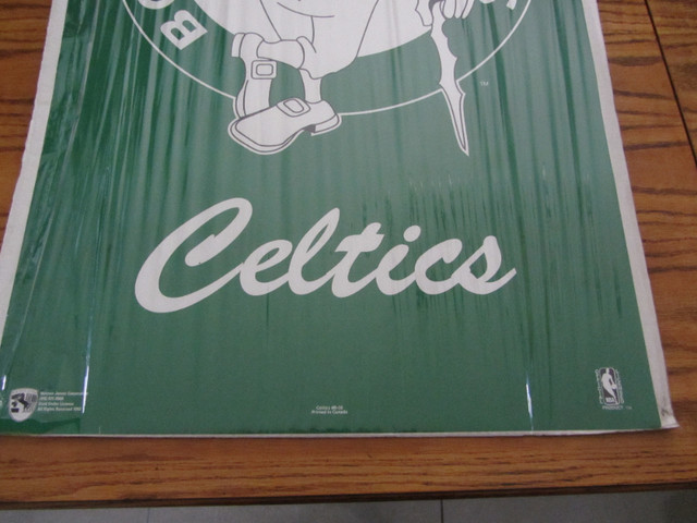 Vintage 1992 Boston Celtics Official NBA Basketball Team Logo dans Art et objets de collection  à Région d’Oakville/Halton - Image 4