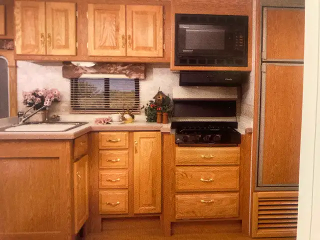 Motorhome class a, second onwer, have had since 2007 in RVs & Motorhomes in Lethbridge - Image 9