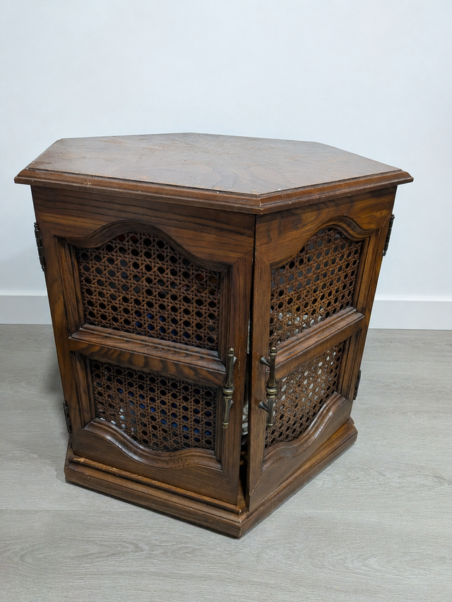 Hexagonal Wooden Side Table in Other Tables in City of Toronto - Image 3