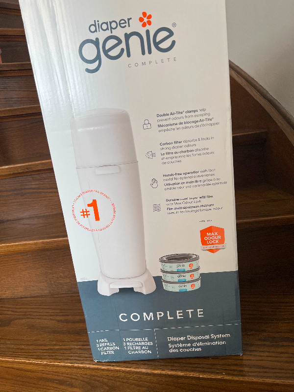 Diaper genie complete diaper gift set in Bathing & Changing in City of Toronto