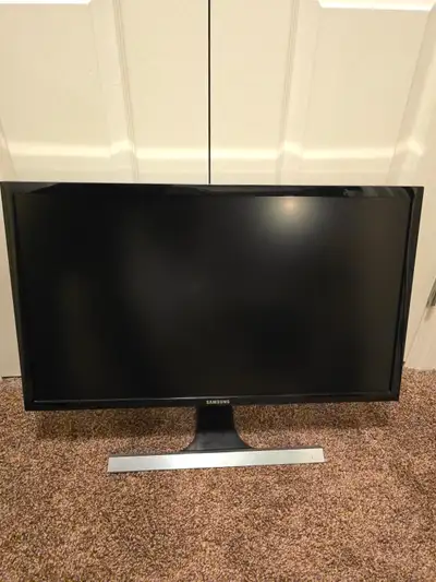 Samsung 28-Inch UHD LED-Lit Monitor, View more