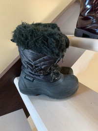 Winter boots boy or girl size 12