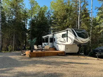 Bought New from Kehoe RV, Saskatoon, Jun, 2024. Includes 6 year Ultimate Protection Package. Include...