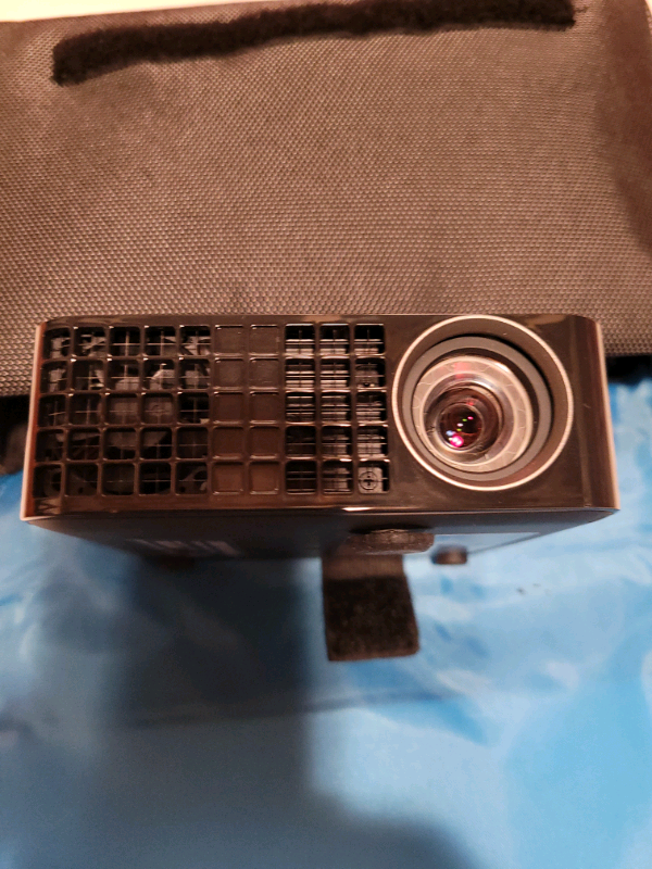 Projecteur Mini HDMI DELL in General Electronics in Longueuil / South Shore - Image 5