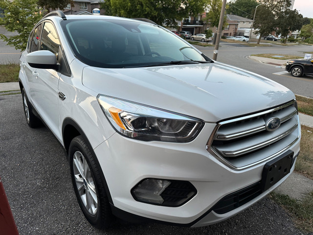 2018 Ford Escape SEL 4WD Remote Start second sets of tires in Cars & Trucks in City of Toronto