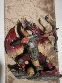 Dragon statue de plâtre.