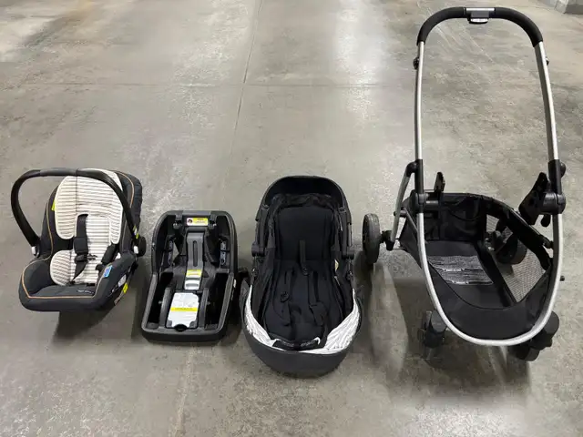 Stroller and car seat assembly - Graco in Strollers, Carriers & Car Seats in Laval / North Shore - Image 5