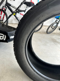 Bridgestone Blizzak DM V2 set of 4 winter/snow tires 20 inches 