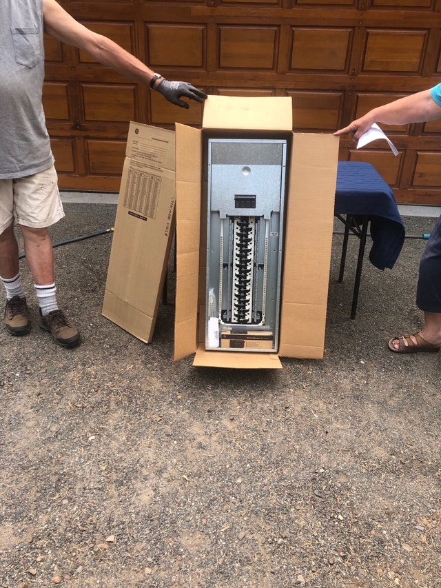 200 amp panel+electric hot water tank Electrical Thunder Bay Kijiji