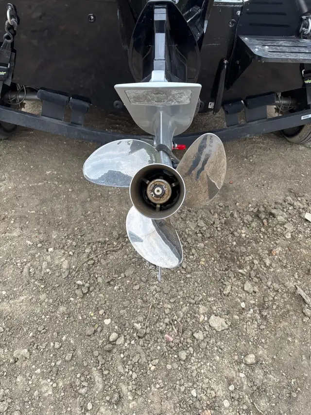 2024 V18 Targa Combo 200HP PRO XS in Powerboats & Motorboats in Regina - Image 8