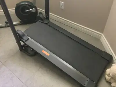 Avari fold up treadmill that does not need electricity to use. Just step on it and walk