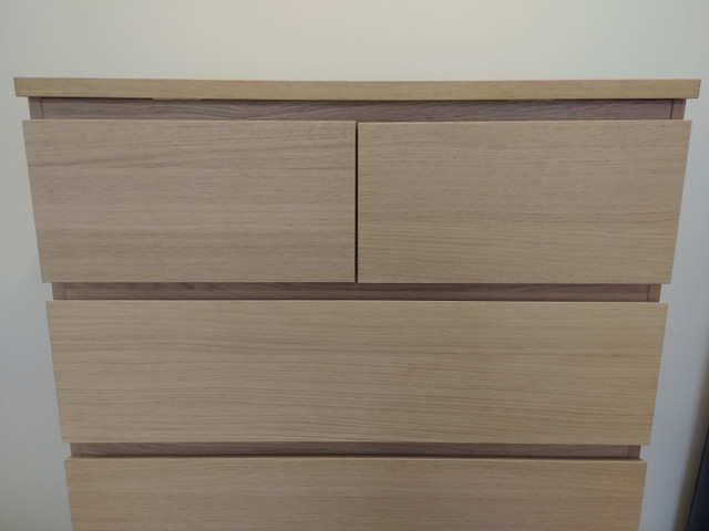 Ikea Malm 6 Drawer Tall Dresser in Oak Finish in Dressers & Wardrobes in Calgary - Image 2