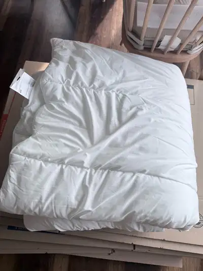 IKEA Extra Warm Duvet - Queen Size, View more