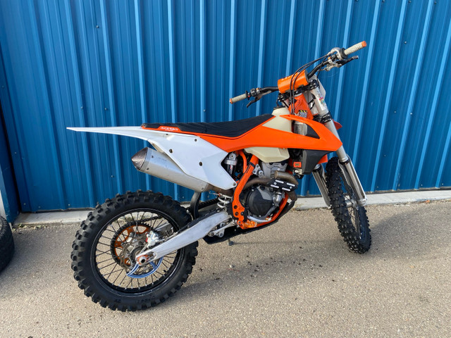 2018 ktm 350 xc-f in Dirt Bikes & Motocross in Calgary - Image 2