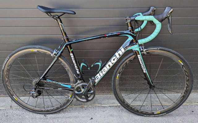 Bianchi Road Bike in Road in Banff / Canmore
