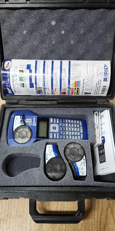 Brady BMP21label printer and hard case, barely used. Comes exactly as seen in pics. I was an electri...