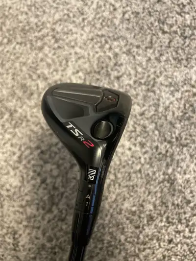 For Sale: Titleist TSR2 18 degree 3 Hybrid. Right hand. Tensei regular flex. In great condition, wel...