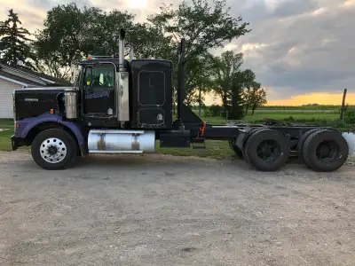 1994 Kenworth T 800H. Safetied. Second owner. Great shape. 425 Cat mechanical. 18 double over. 46,00...