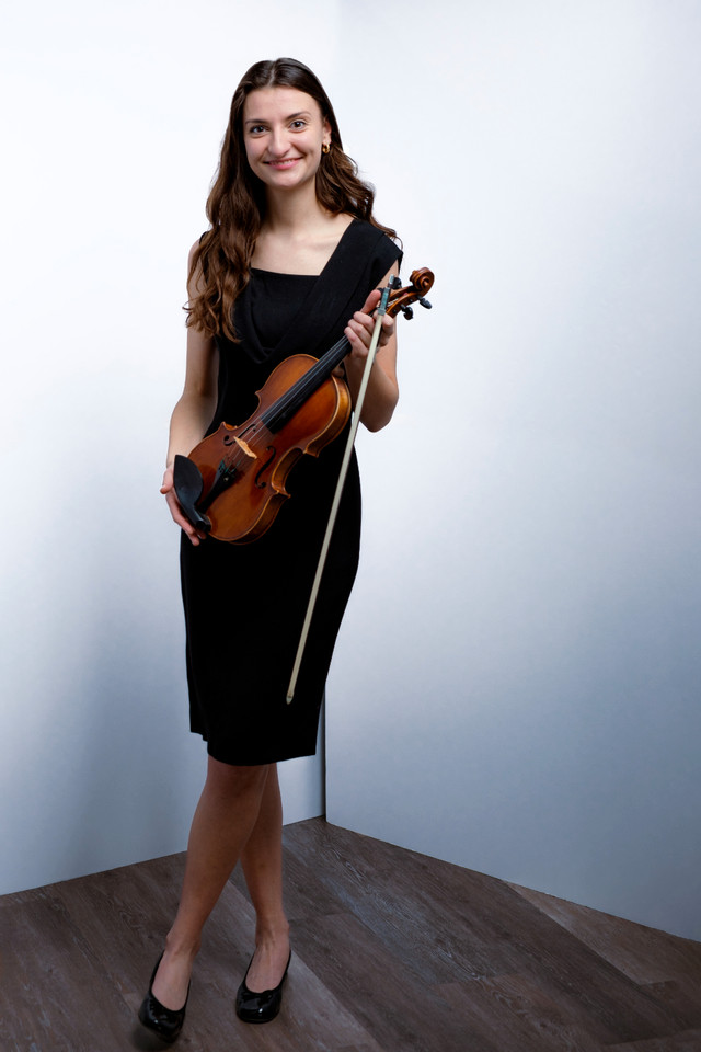 Violin Lessons (English/French) - Edmonton in Music Lessons in Edmonton - Image 2